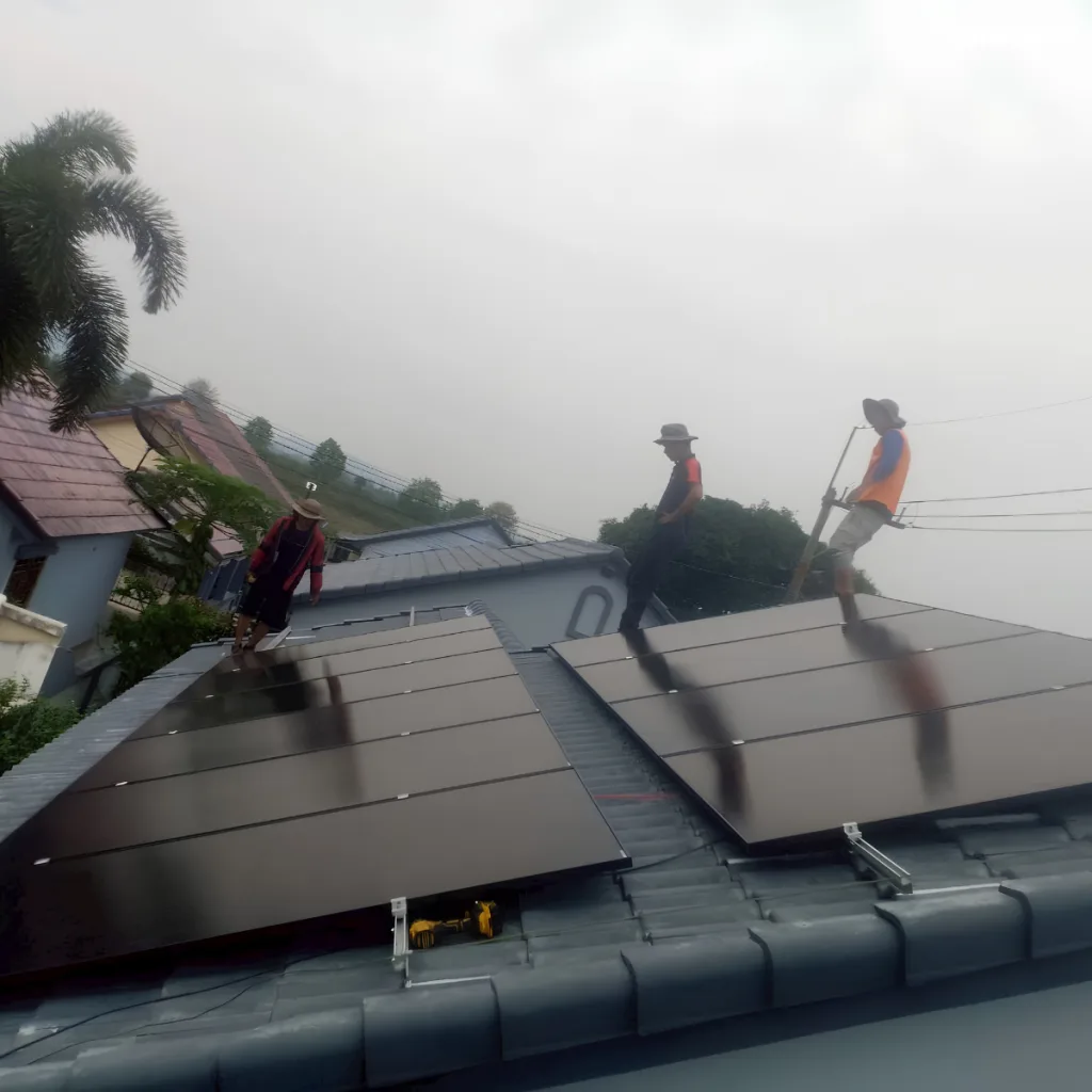HYBRID 10kW อ.สัตหีบ  จ.ชลบุรี